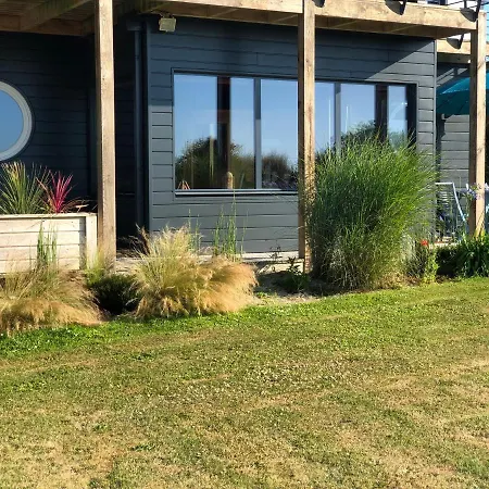 La Maison Bateau Au Bord De Mer Guisseny Exterior photo